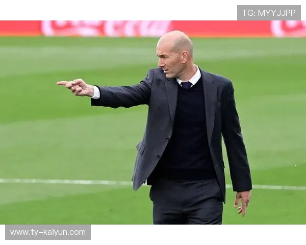 足球主帅宣布辞职！赛季仅剩两轮