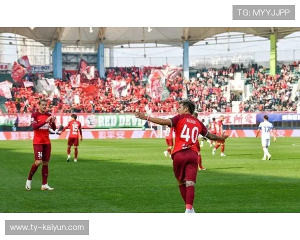 河南队前插速度快得惊人,险些完成终结