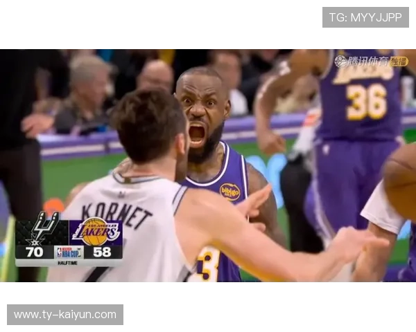 詹姆斯空切接球暴扣,湖人主场点燃狂潮